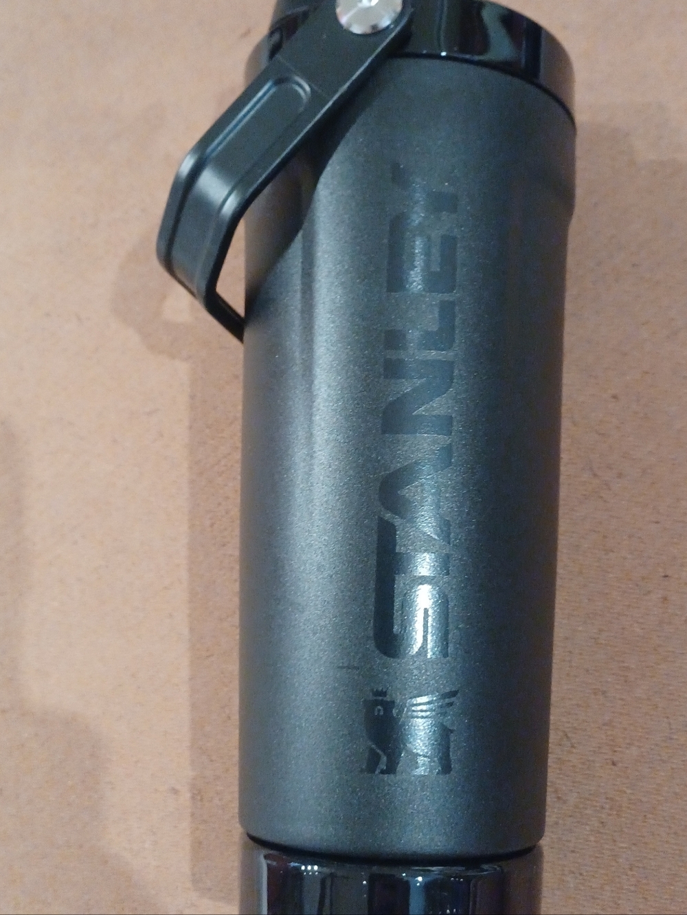 Stanley The Vitalize™ Shaker Bottle - Picture 2 of 7